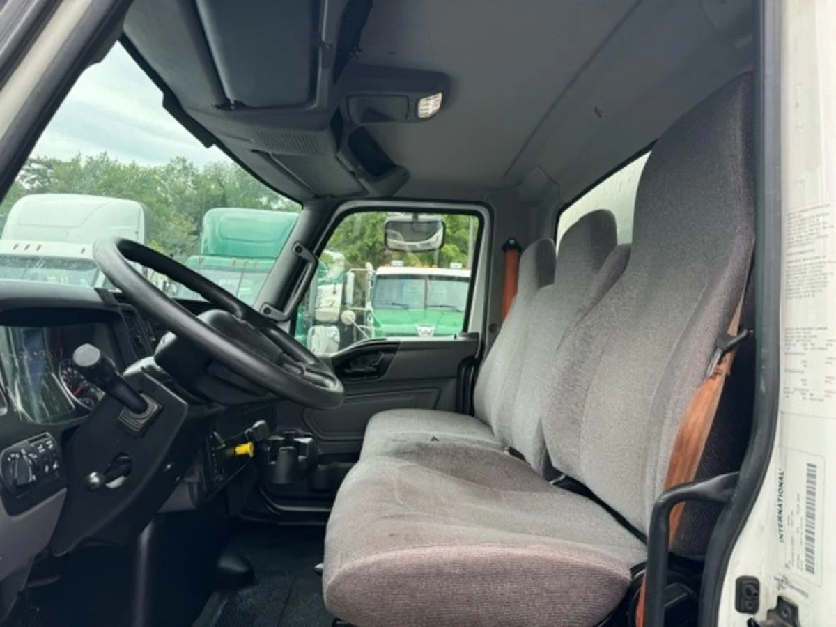2020 International MV in Springfield, MA — photo 11