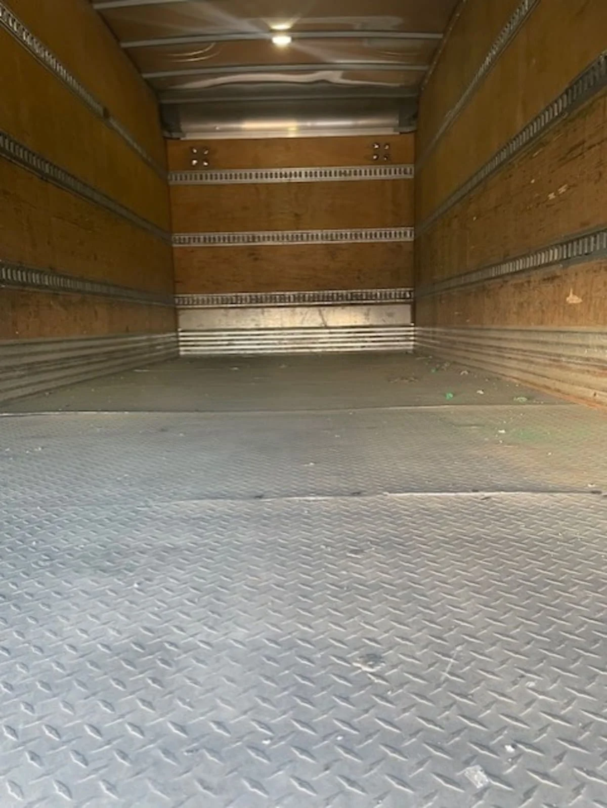 2019 Freightliner M2 106 in Farmingdale, NY — photo 8