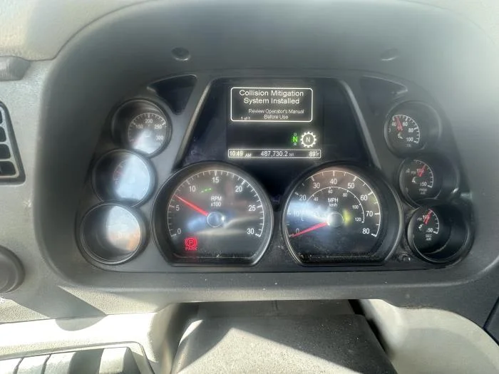 2021 Peterbilt 579 in Las Vegas, NV — photo 13