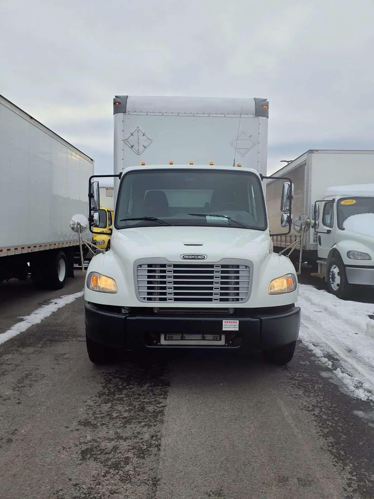 2019 Freightliner M2 106 - image 2