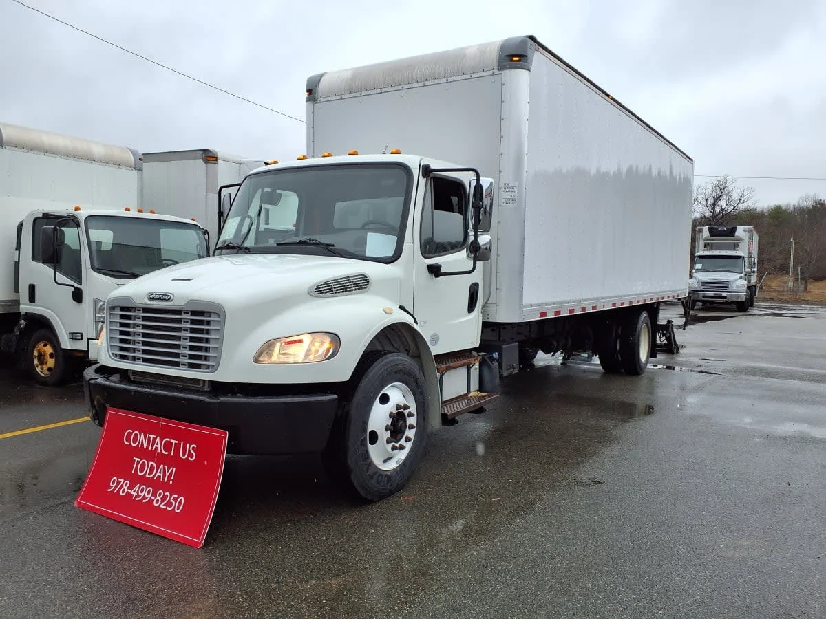 2018 Freightliner M2 106