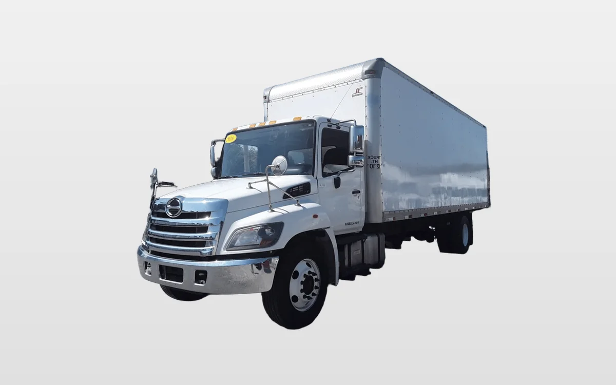 2016 Hino 338 - image 1