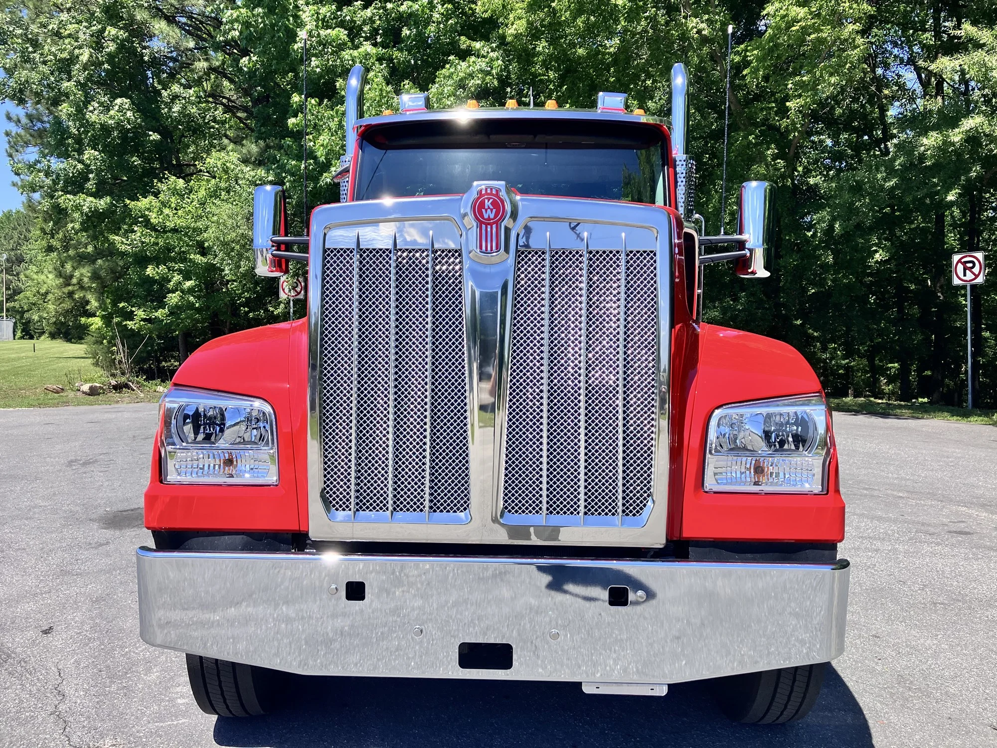 2027 Kenworth W990 in Richmond, VA — photo 2