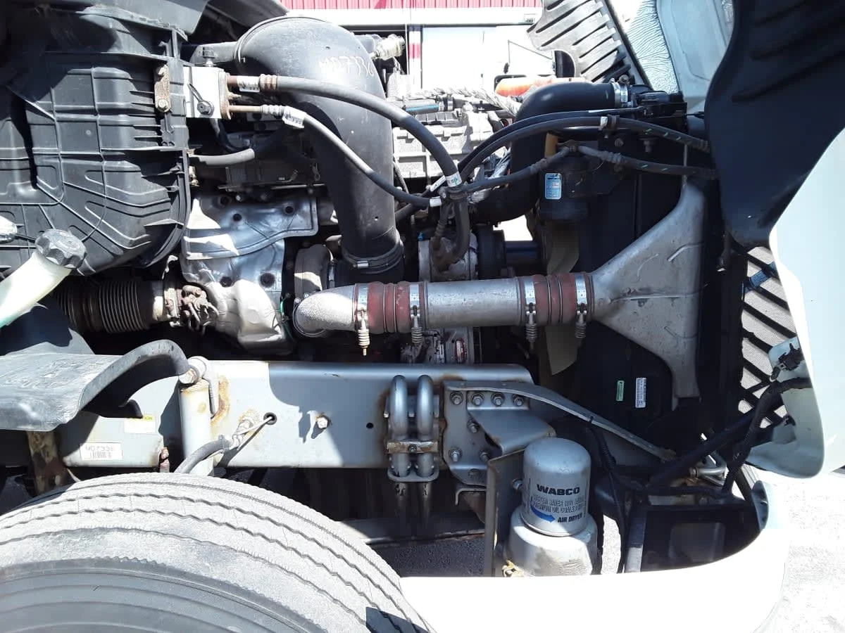 2020 Freightliner Cascadia in Salisbury, MA — photo 10