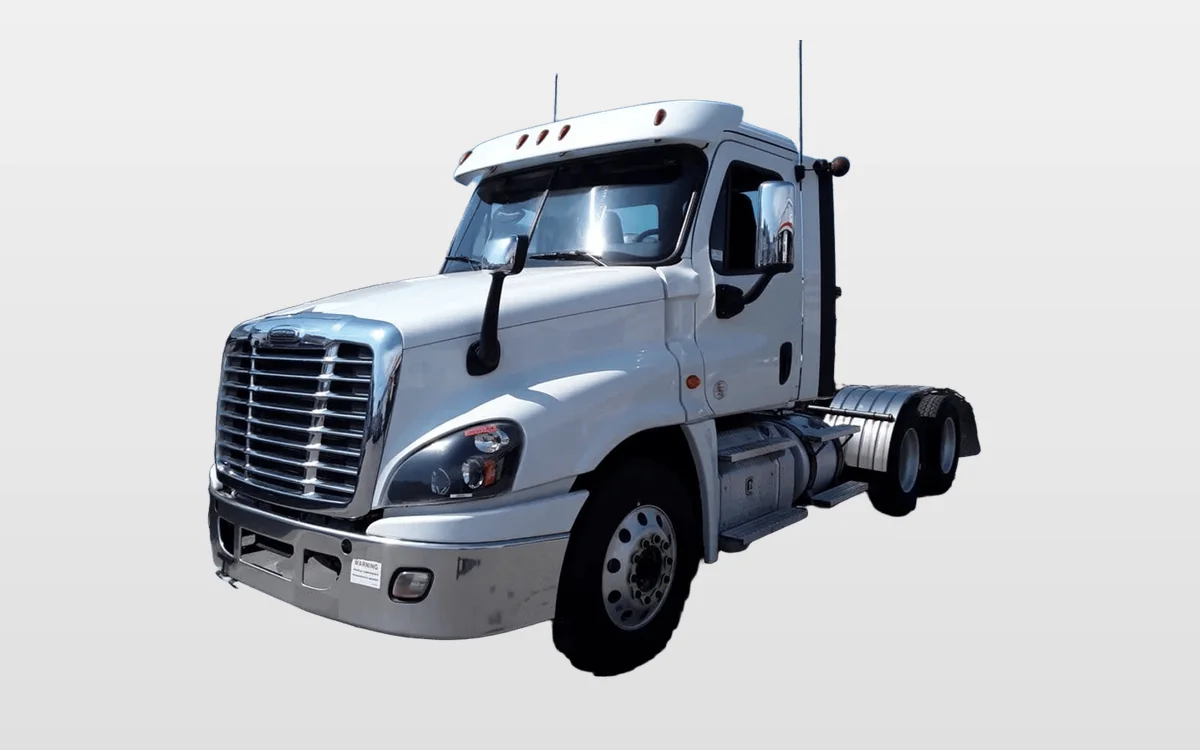 2020 Freightliner Cascadia - image 1