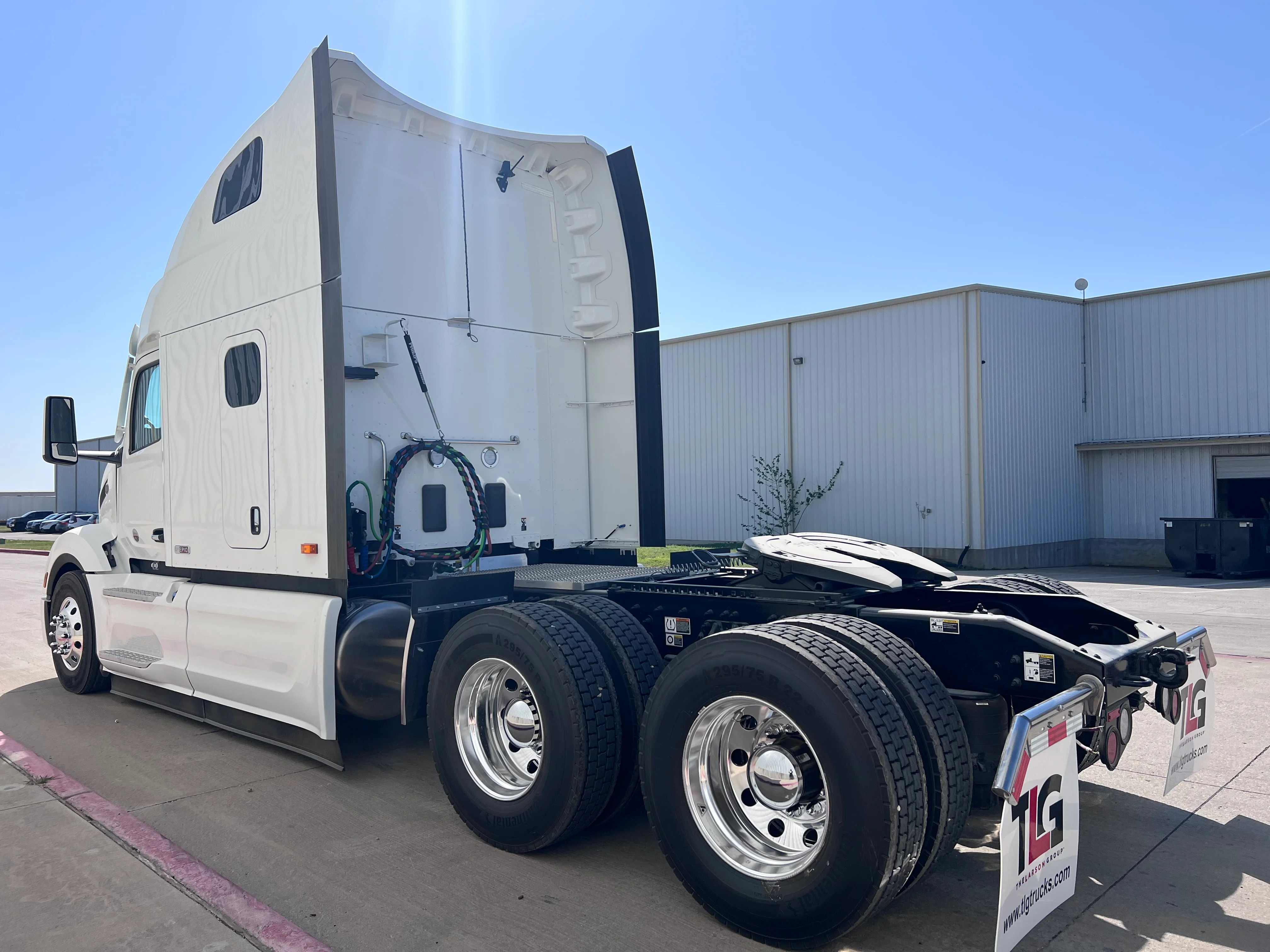 2027 Peterbilt 579 in Springfield, MO — photo 3