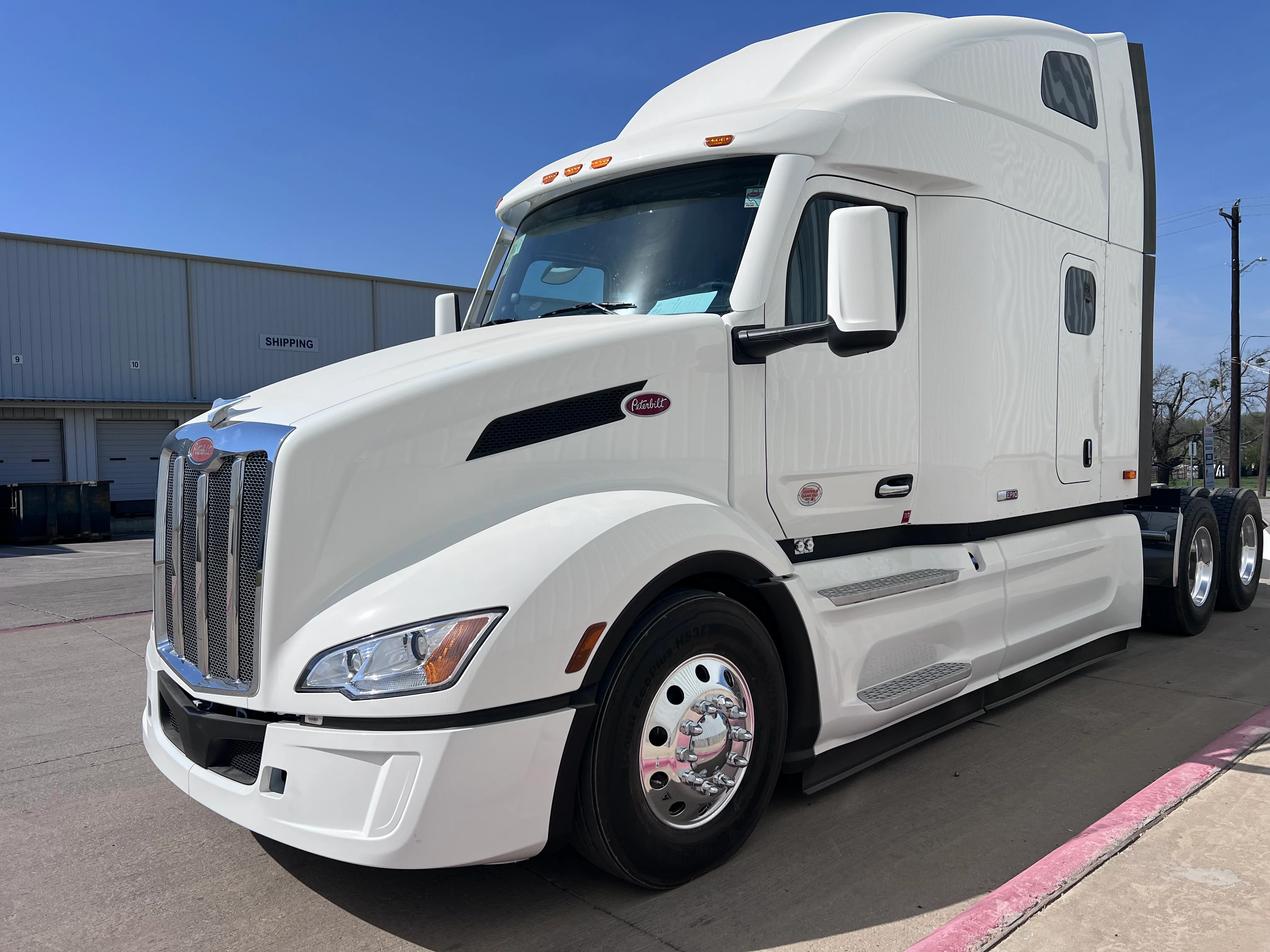 2027 Peterbilt 579