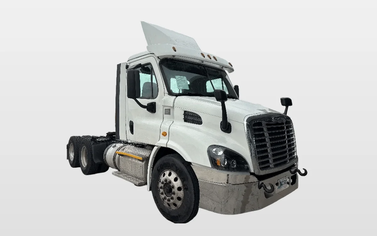 2017 Freightliner - image 1