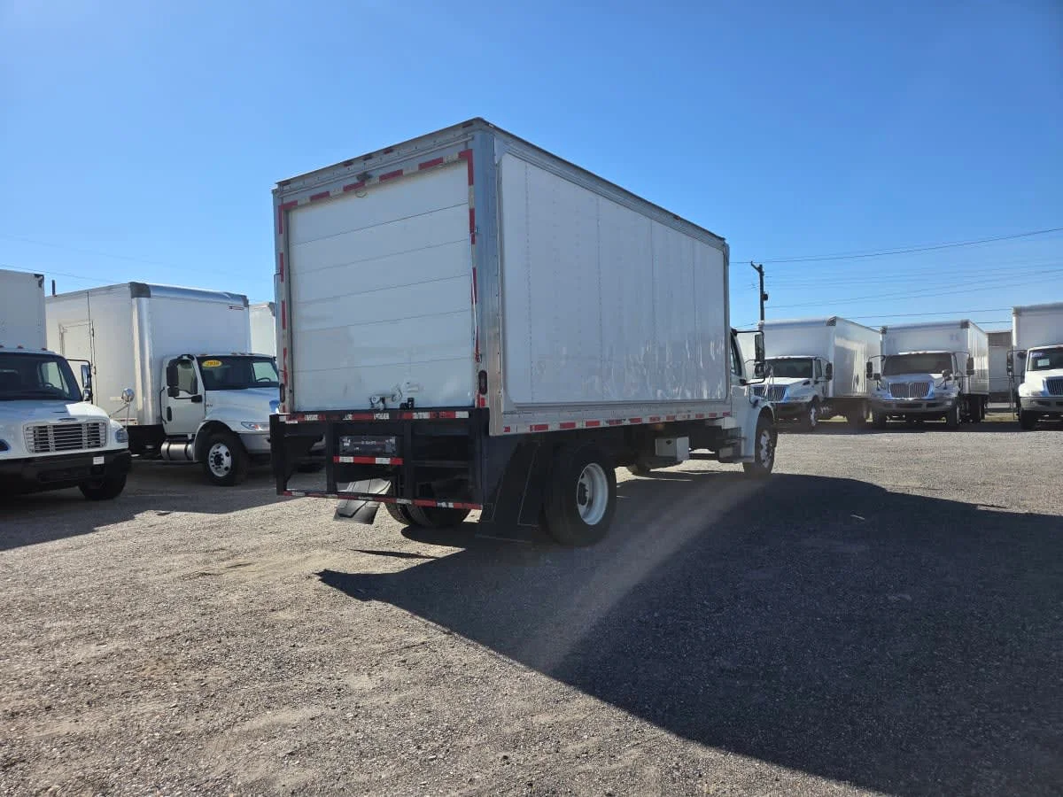2019 Freightliner M2 106 in St. Rose, LA — photo 4