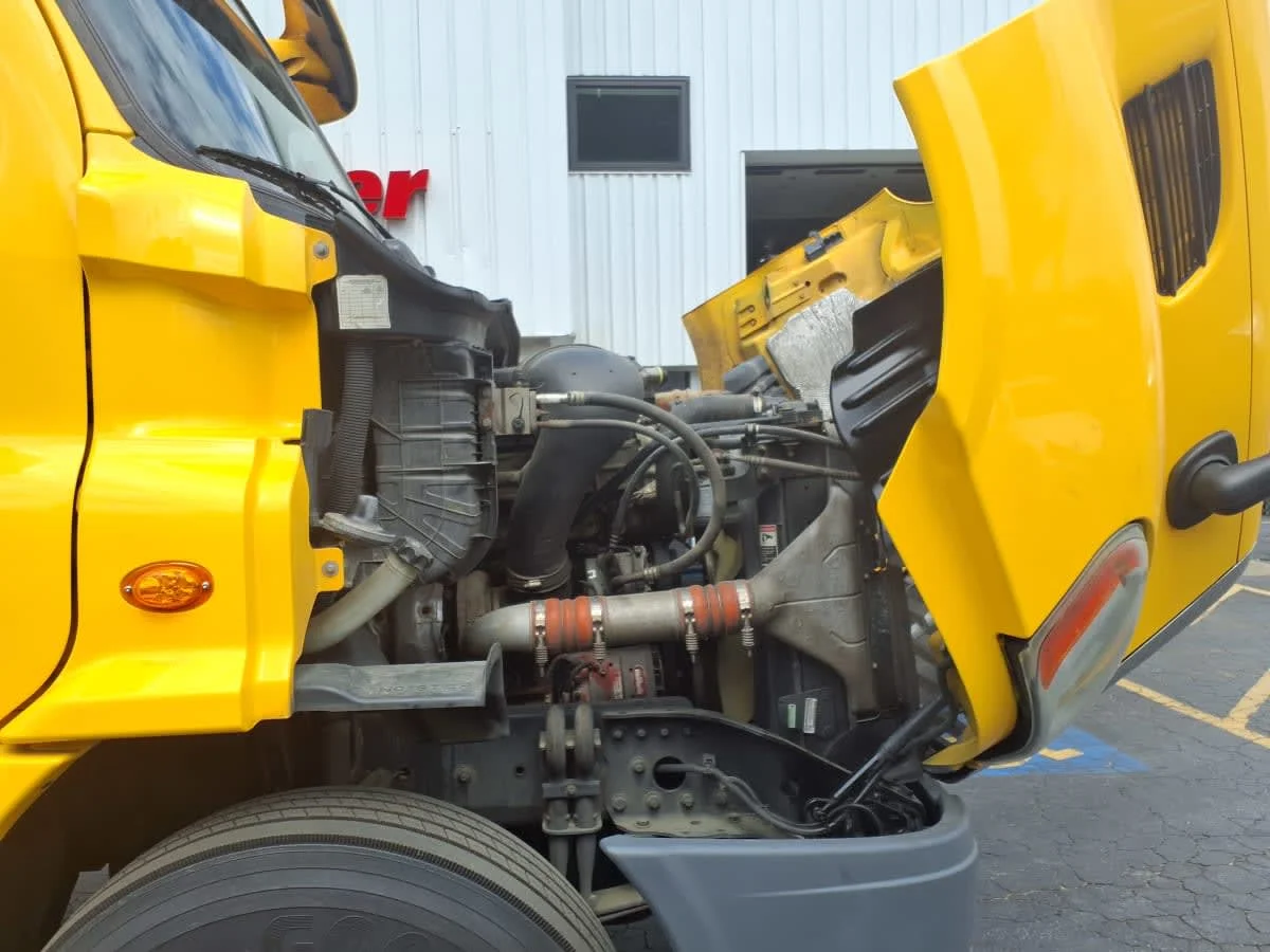 2018 Freightliner Cascadia in Doraville, GA — photo 9