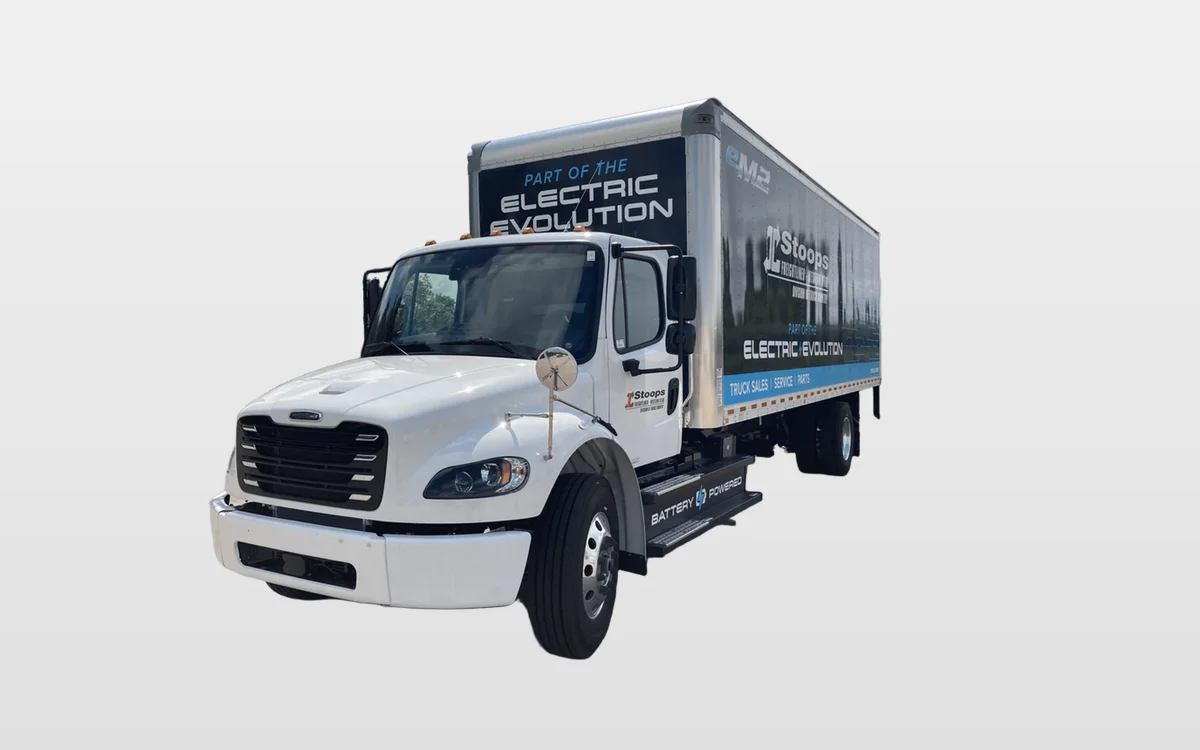 2025 Freightliner eM2 - image 1