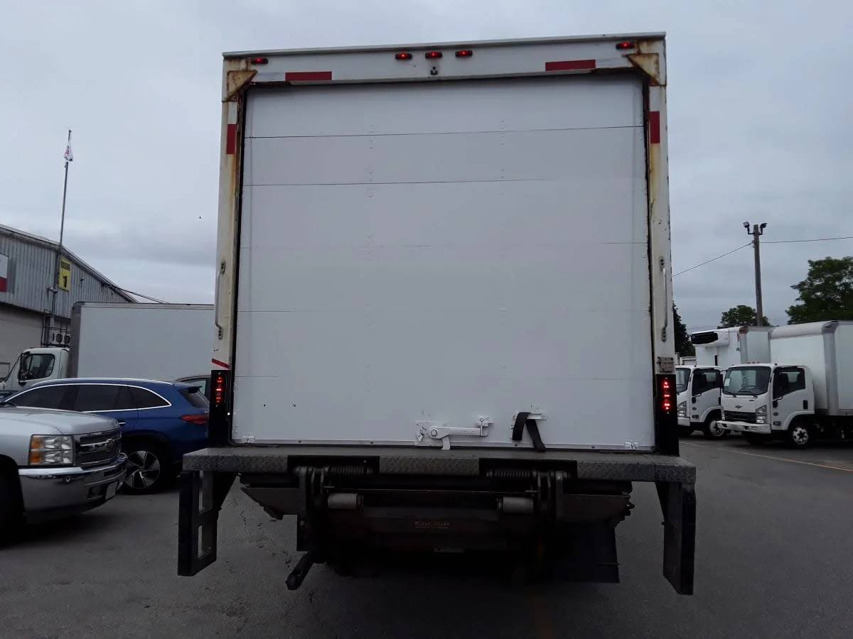 2019 Freightliner M2 106 in Salisbury, MA — photo 5