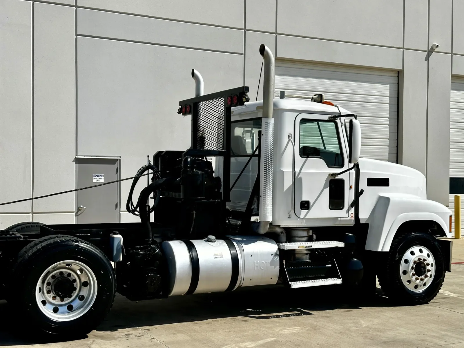2012 Mack Pinnacle in Hutchins, TX — photo 7
