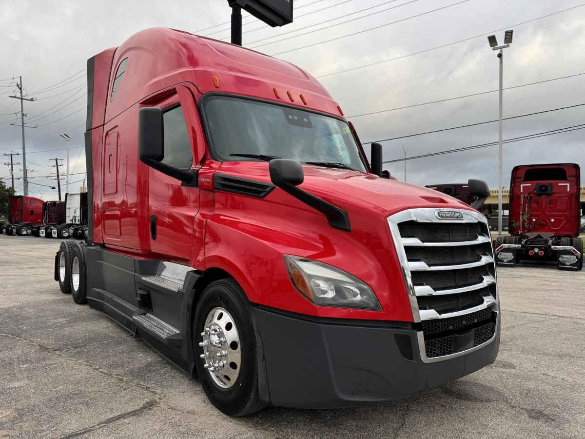 2023 Freightliner Cascadia
