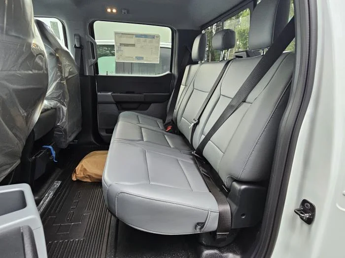 2026 Ford F-550 — photo 19