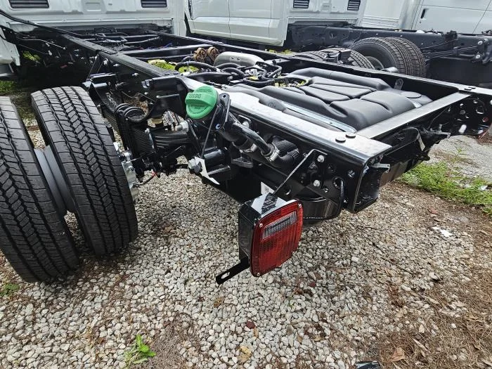 2026 Ford F-550 — photo 6