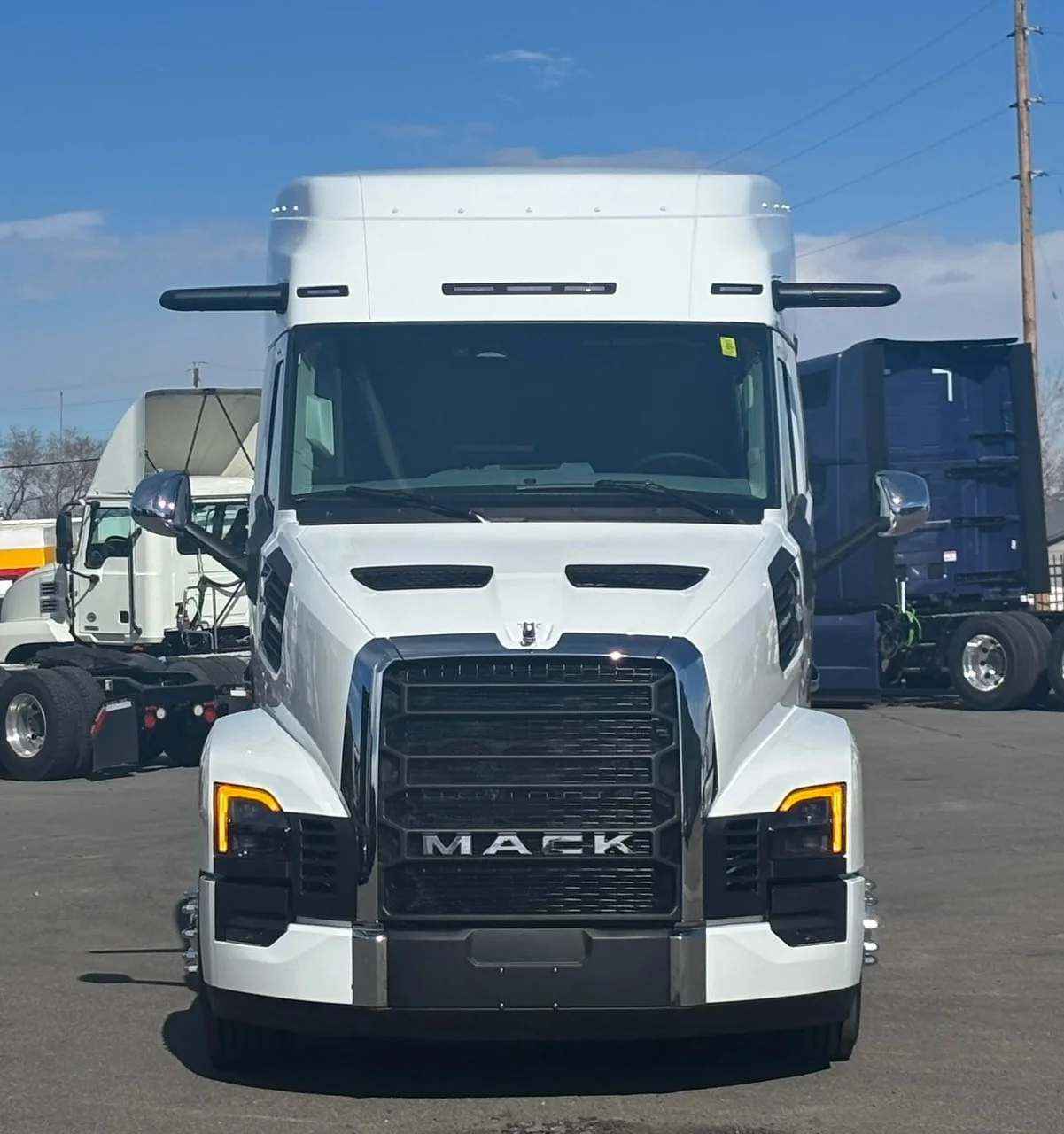 2026 Mack Pinnacle in Denver, CO — photo 2