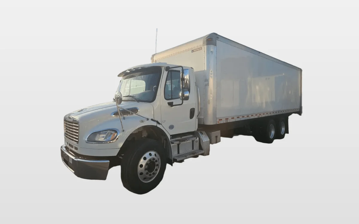 2018 Freightliner M2 106 - image 1