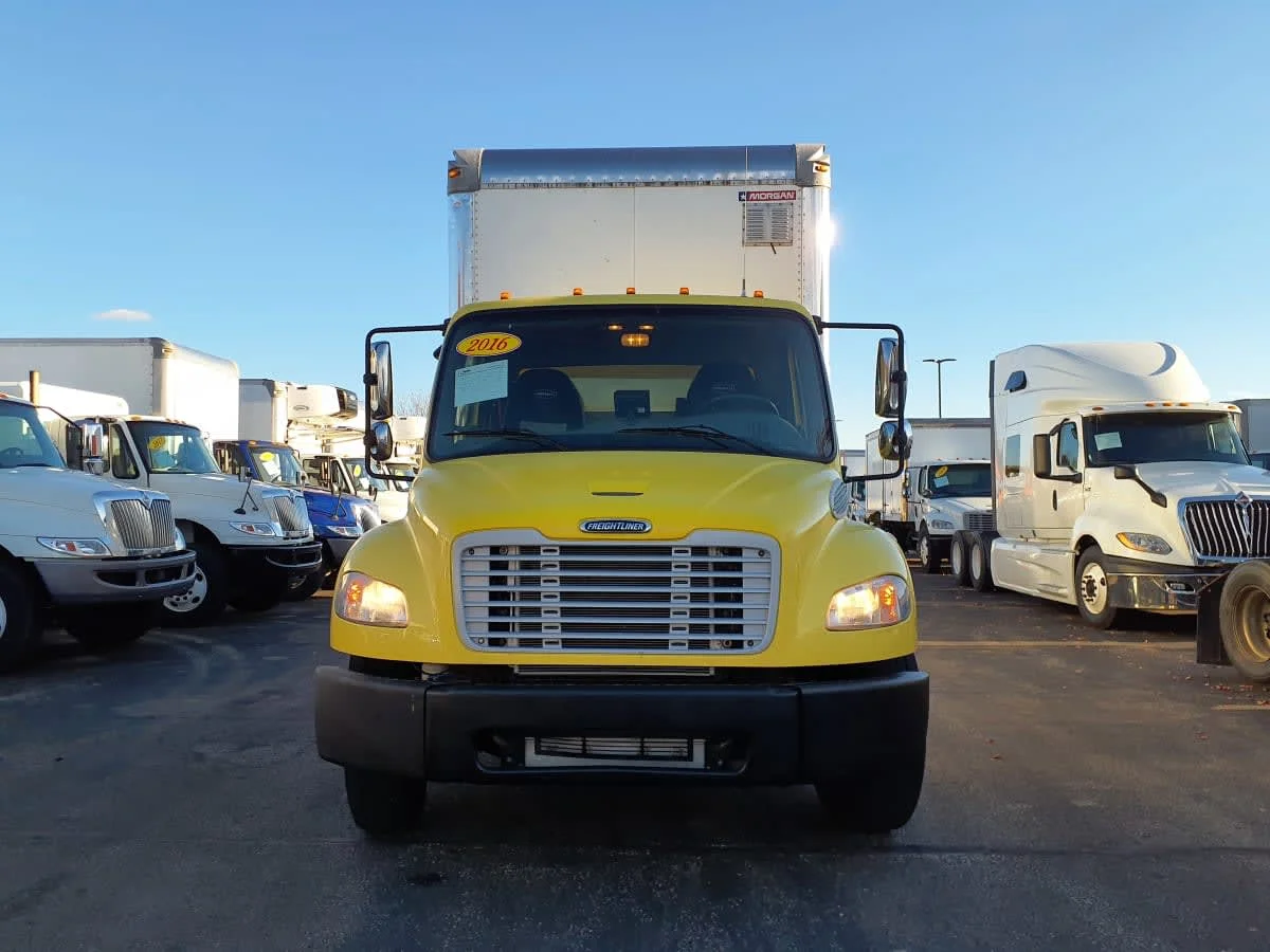 2016 Freightliner M2 106 - image 2