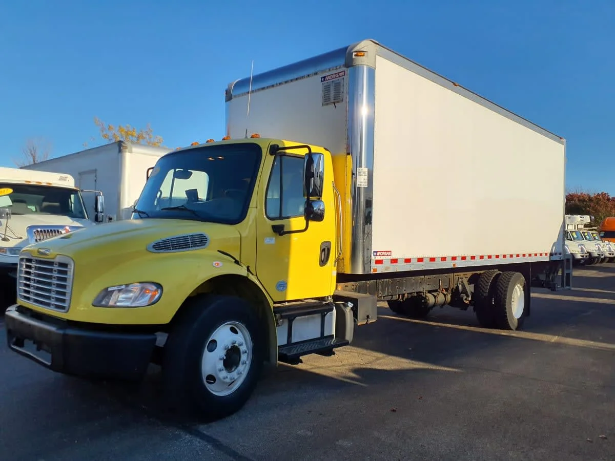 2016 Freightliner M2 106 in Bolingbrook, IL