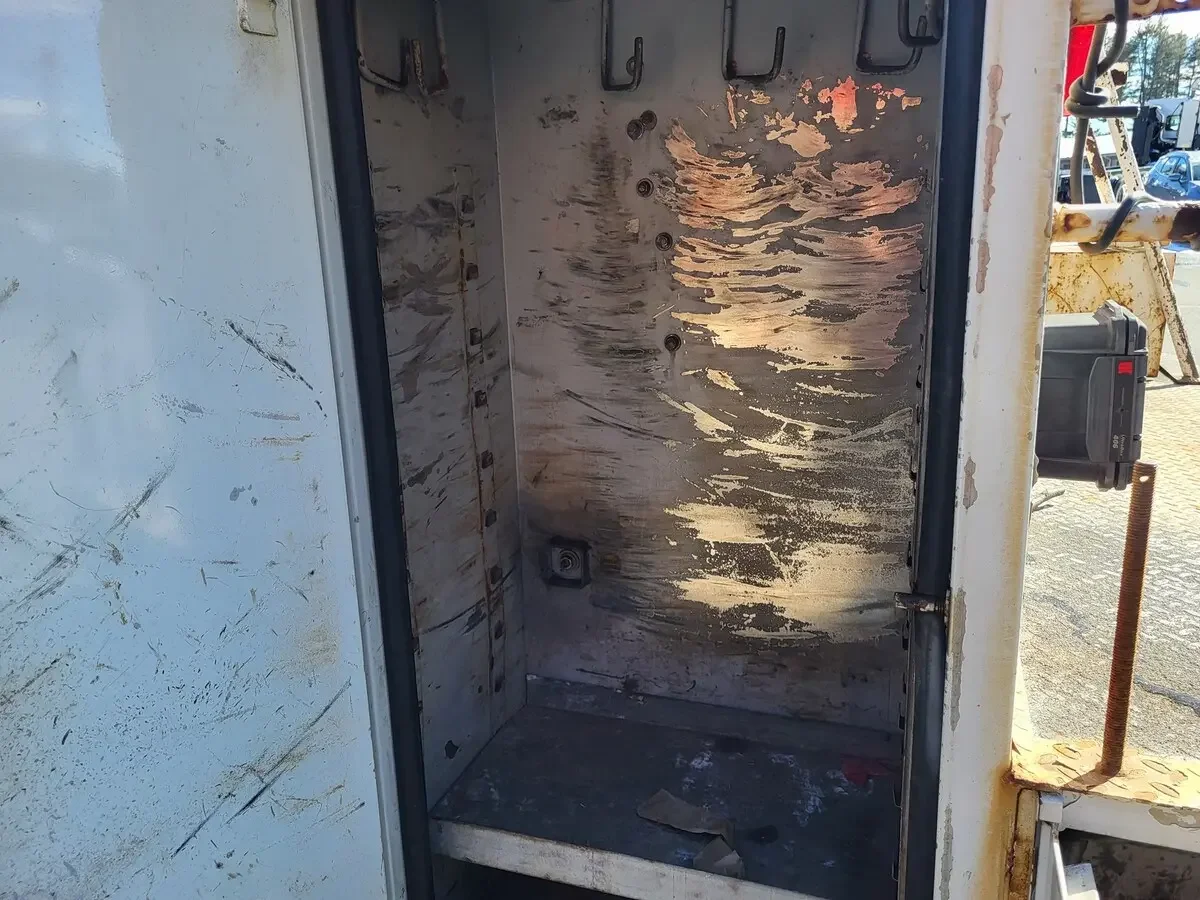 2010 International 4300 - image 49