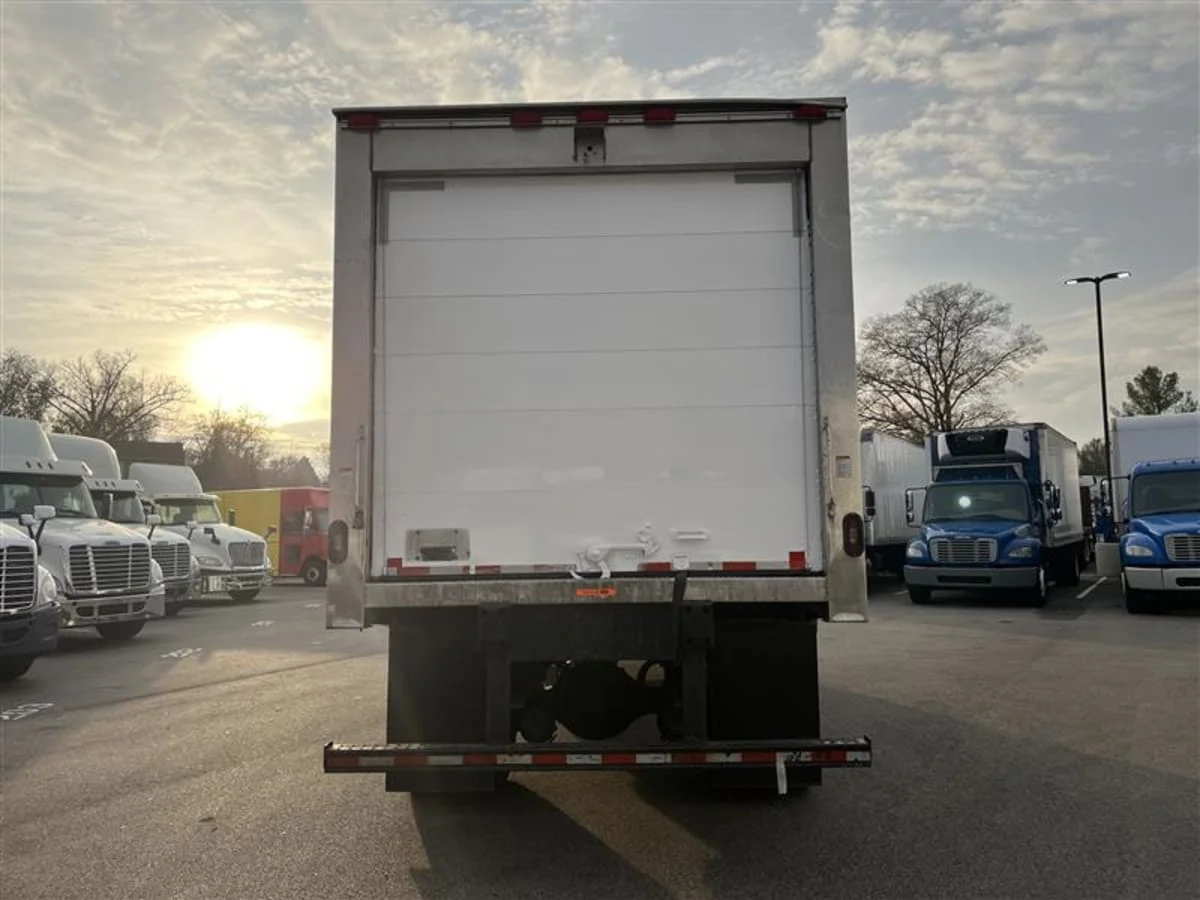 2020 Freightliner M2 106 in Beltsville, MD — photo 5