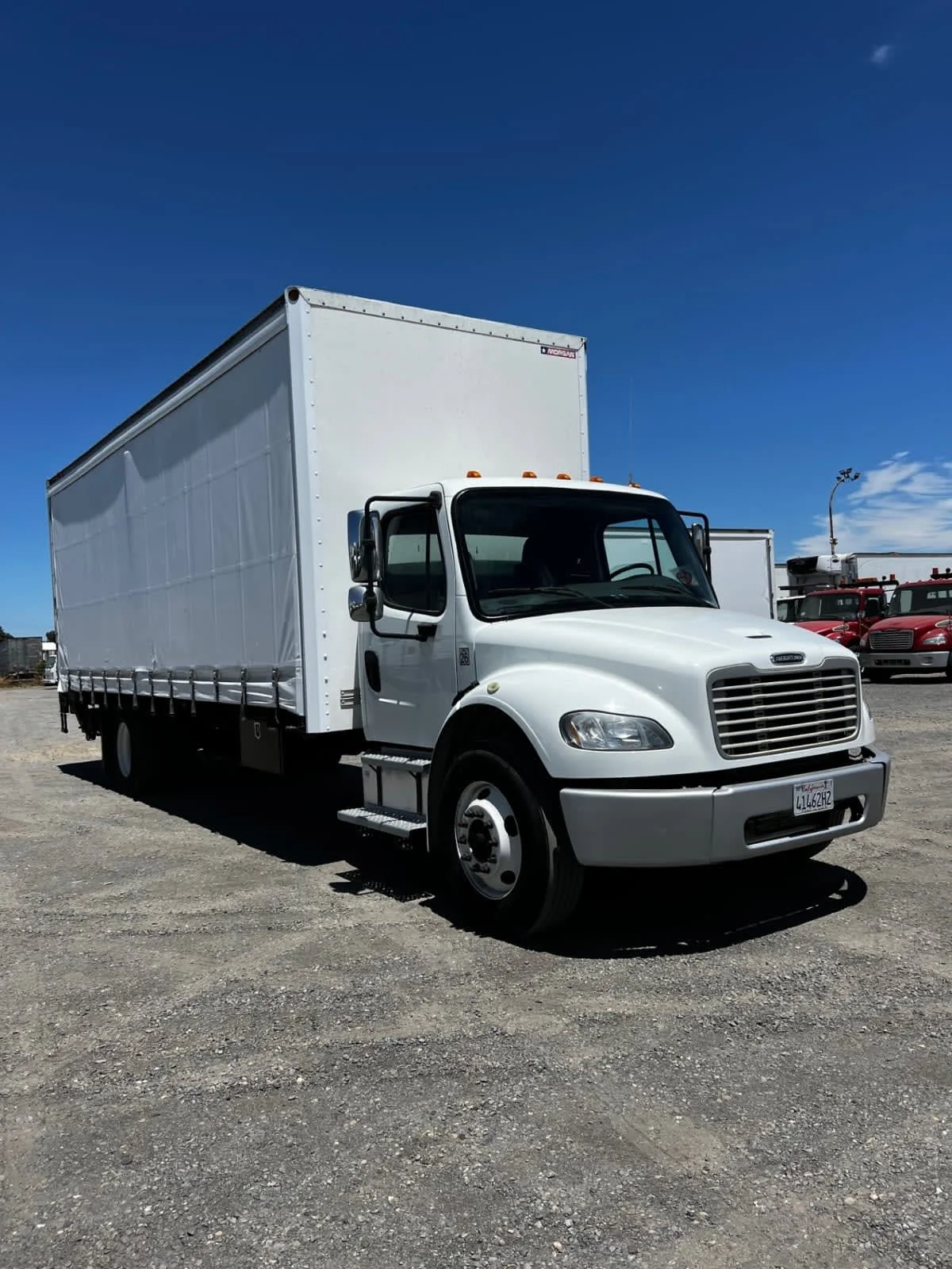 2018 Freightliner M2 106 in Fontana, CA — photo 3