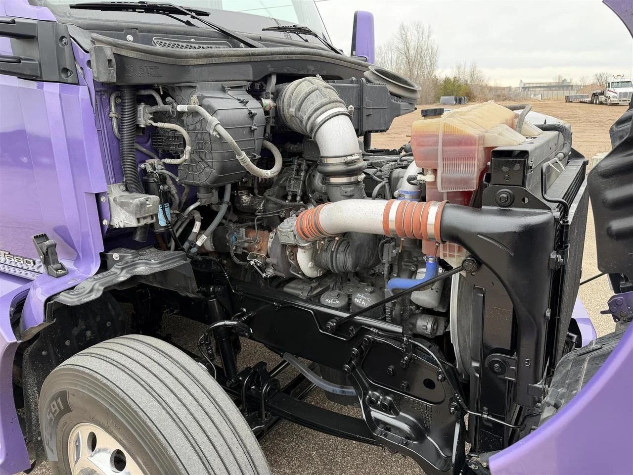 2022 Kenworth T680 - image 4