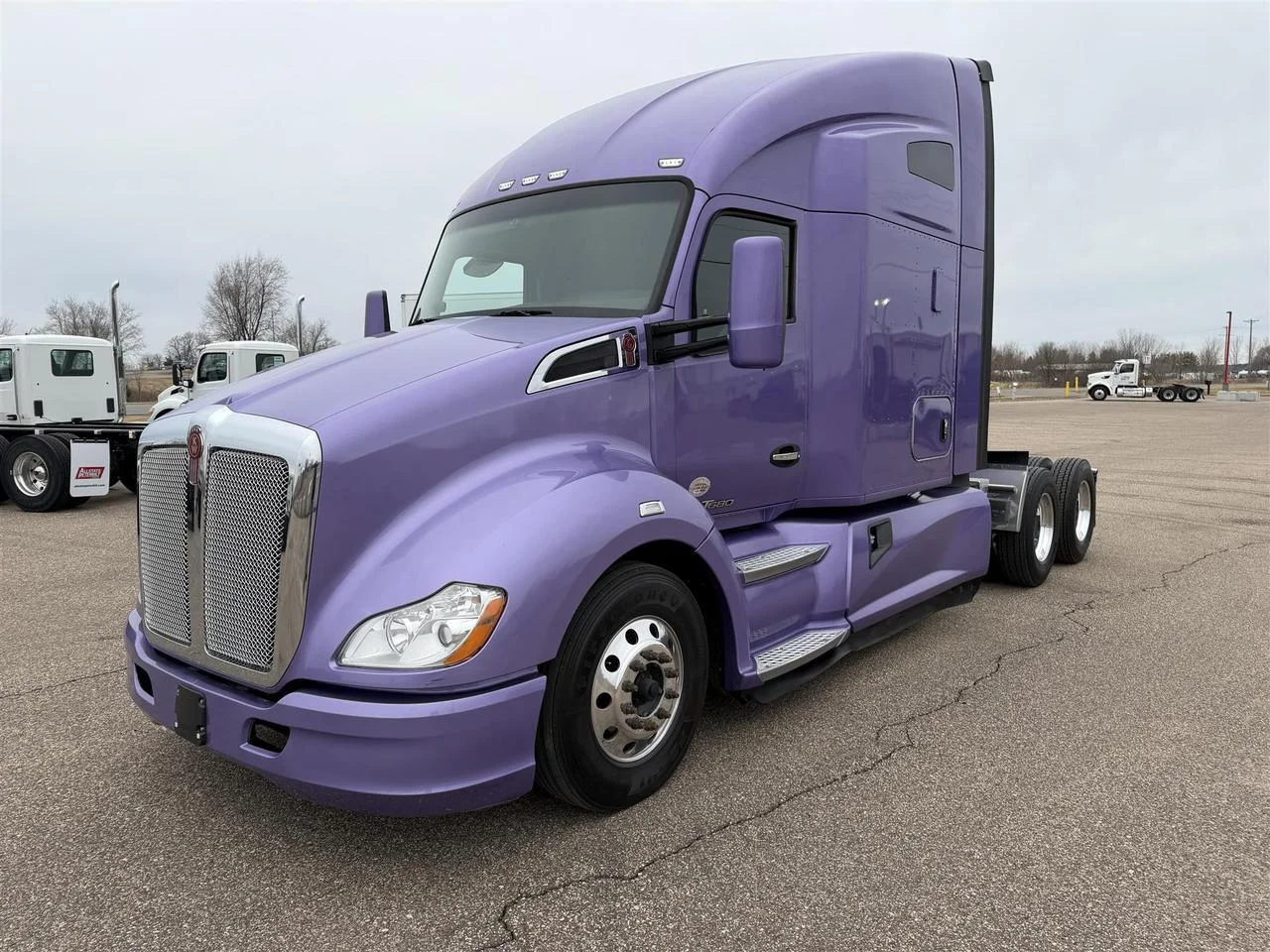 2022 Kenworth T680 - image 12