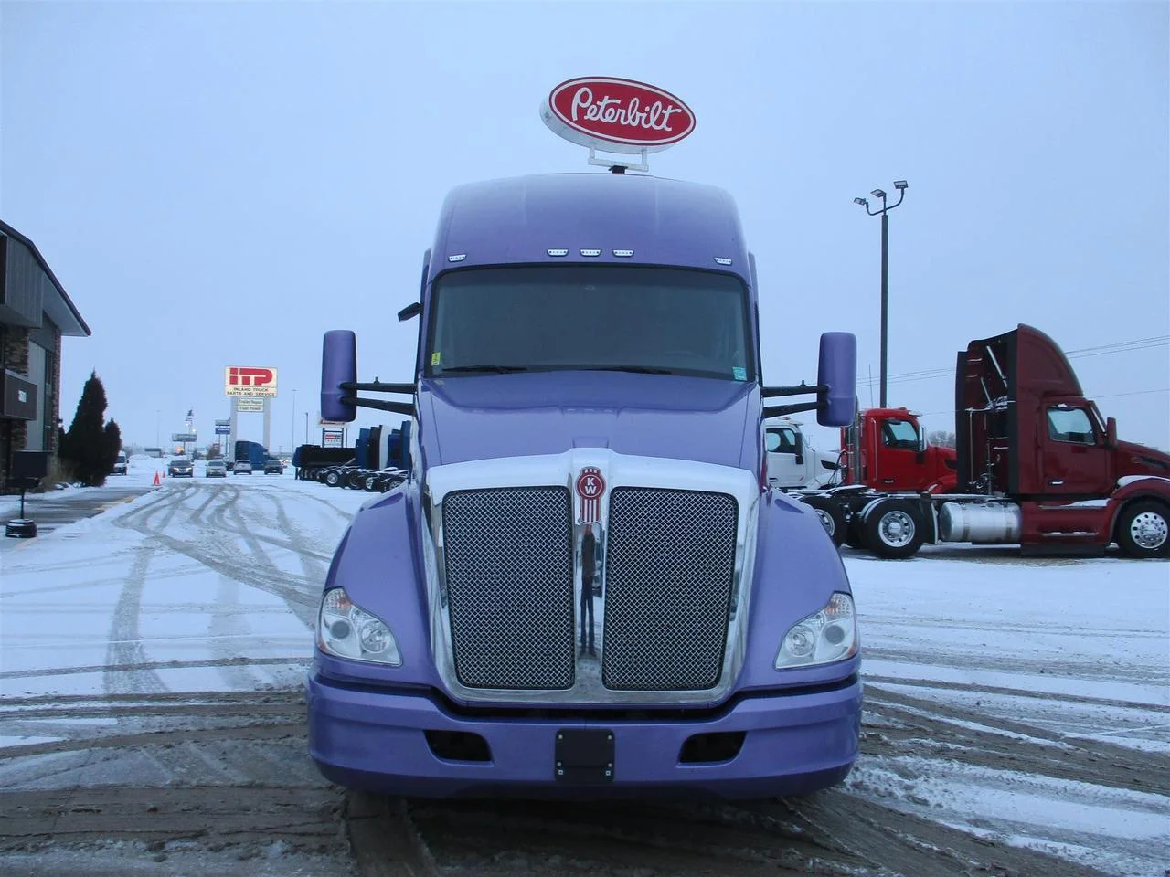 2022 Kenworth T680 in Eau Claire, WI