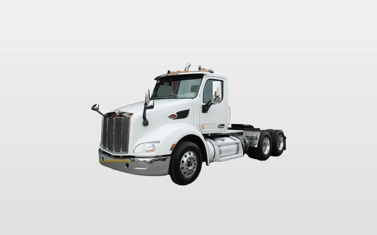 2020 Peterbilt 579 - image 1