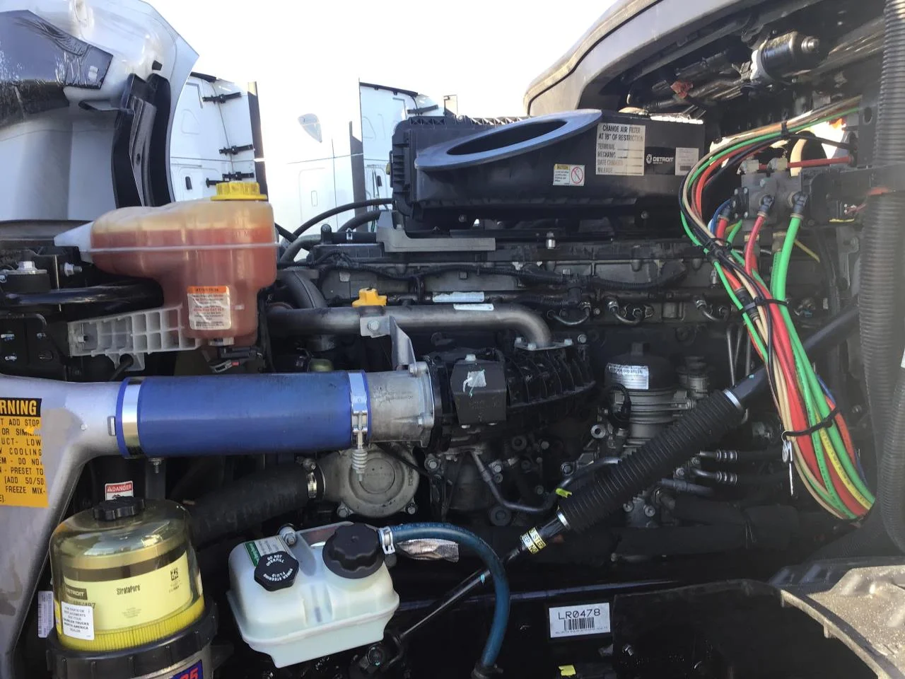 2020 Freightliner Cascadia - image 11