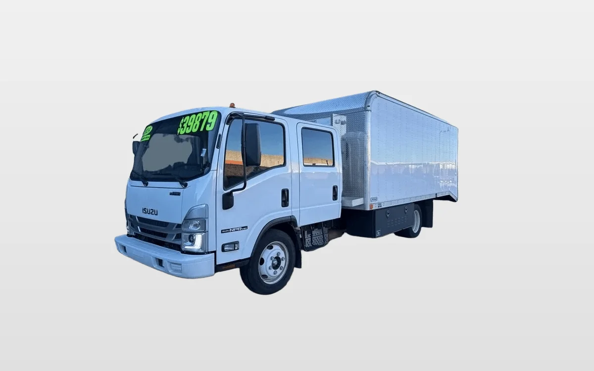 2024 Isuzu NPR - image 1