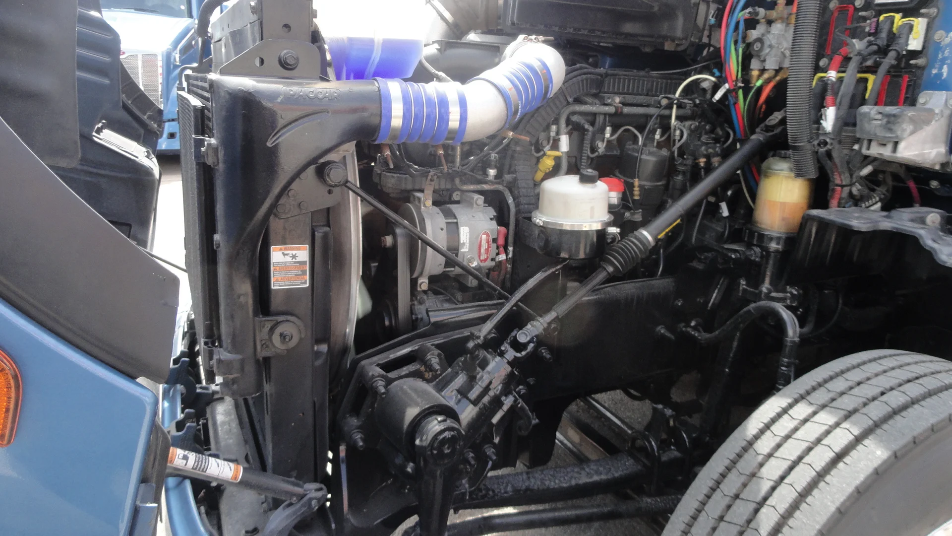 2022 Peterbilt 579 - image 9