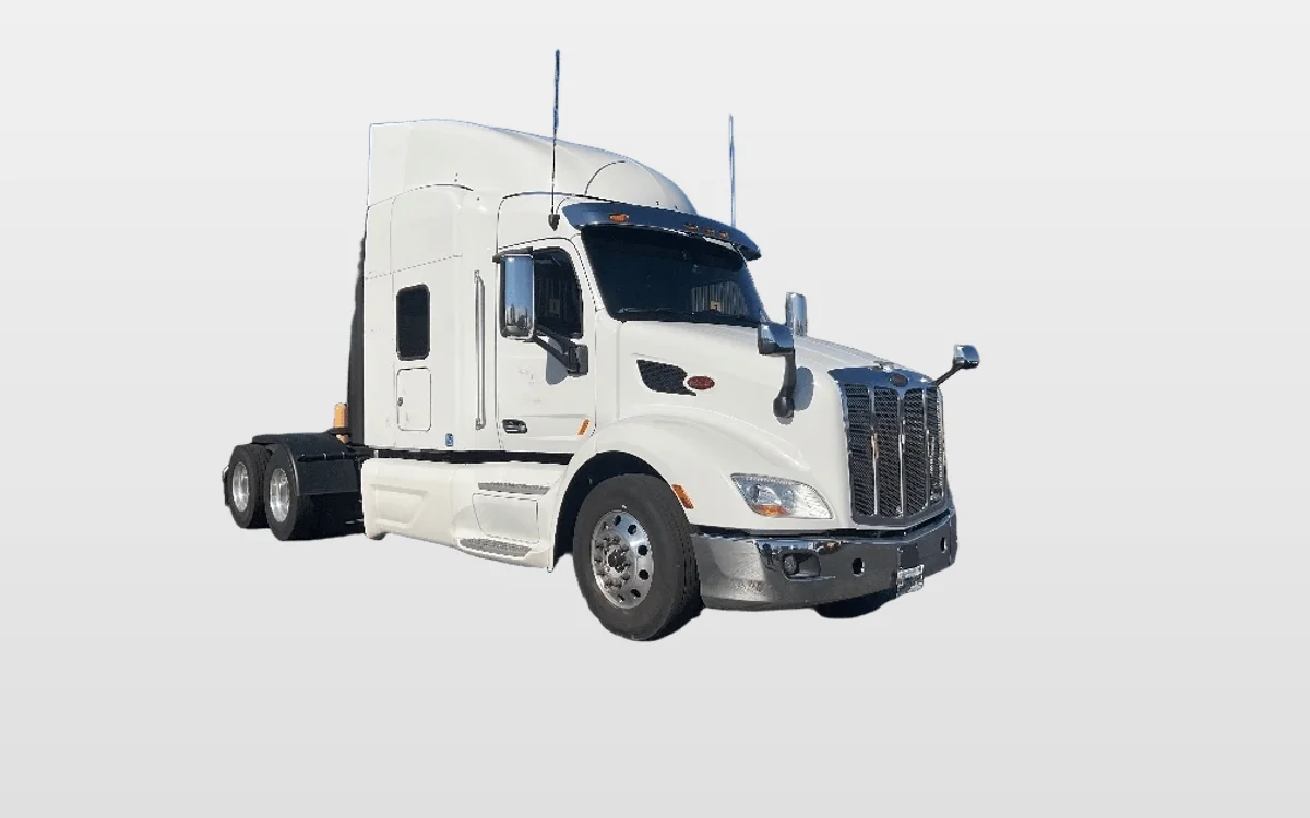 2020 Peterbilt 579 - image 1