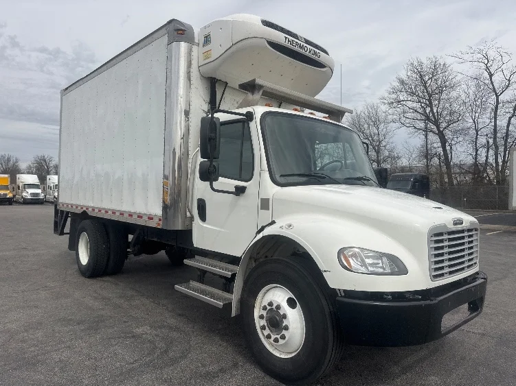 2021 Freightliner M2 106 in Gahanna, OH