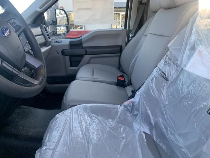 2026 Ford F-600 — photo 16