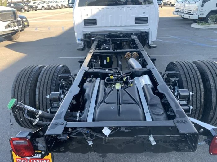 2026 Ford F-600 — photo 9
