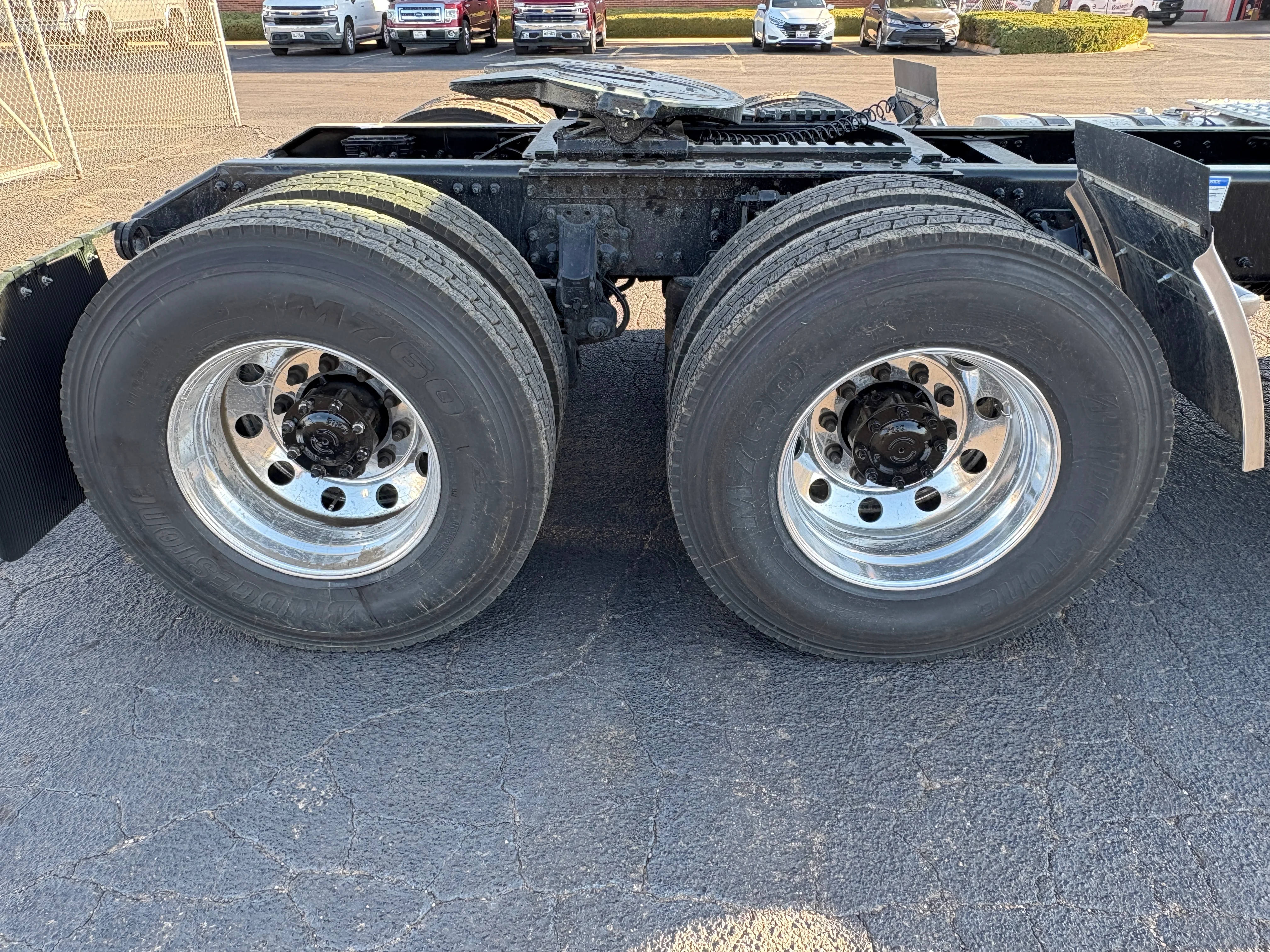2027 Mack Anthem in Lubbock, TX — photo 5