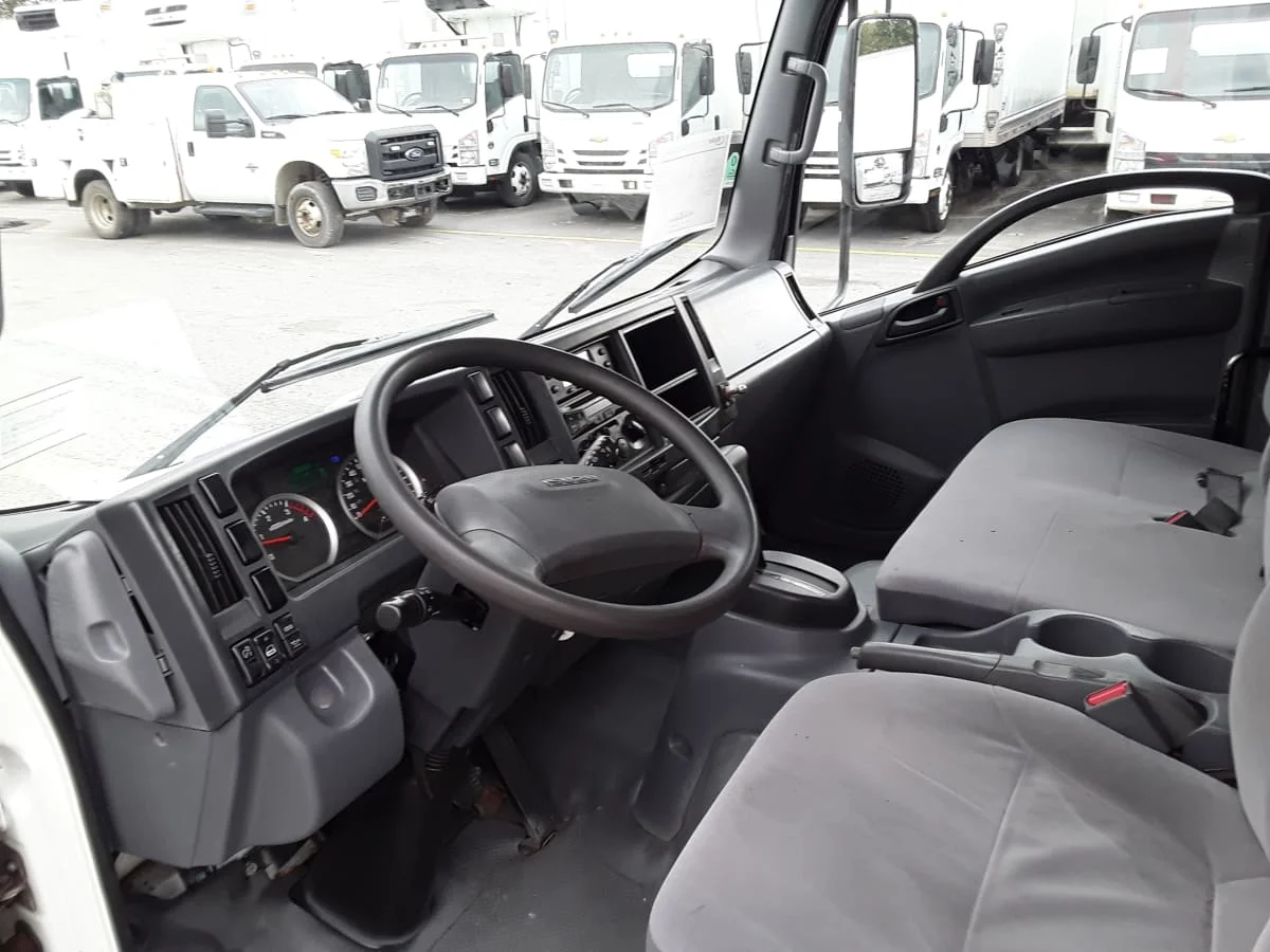 2017 Isuzu NPR - image 8