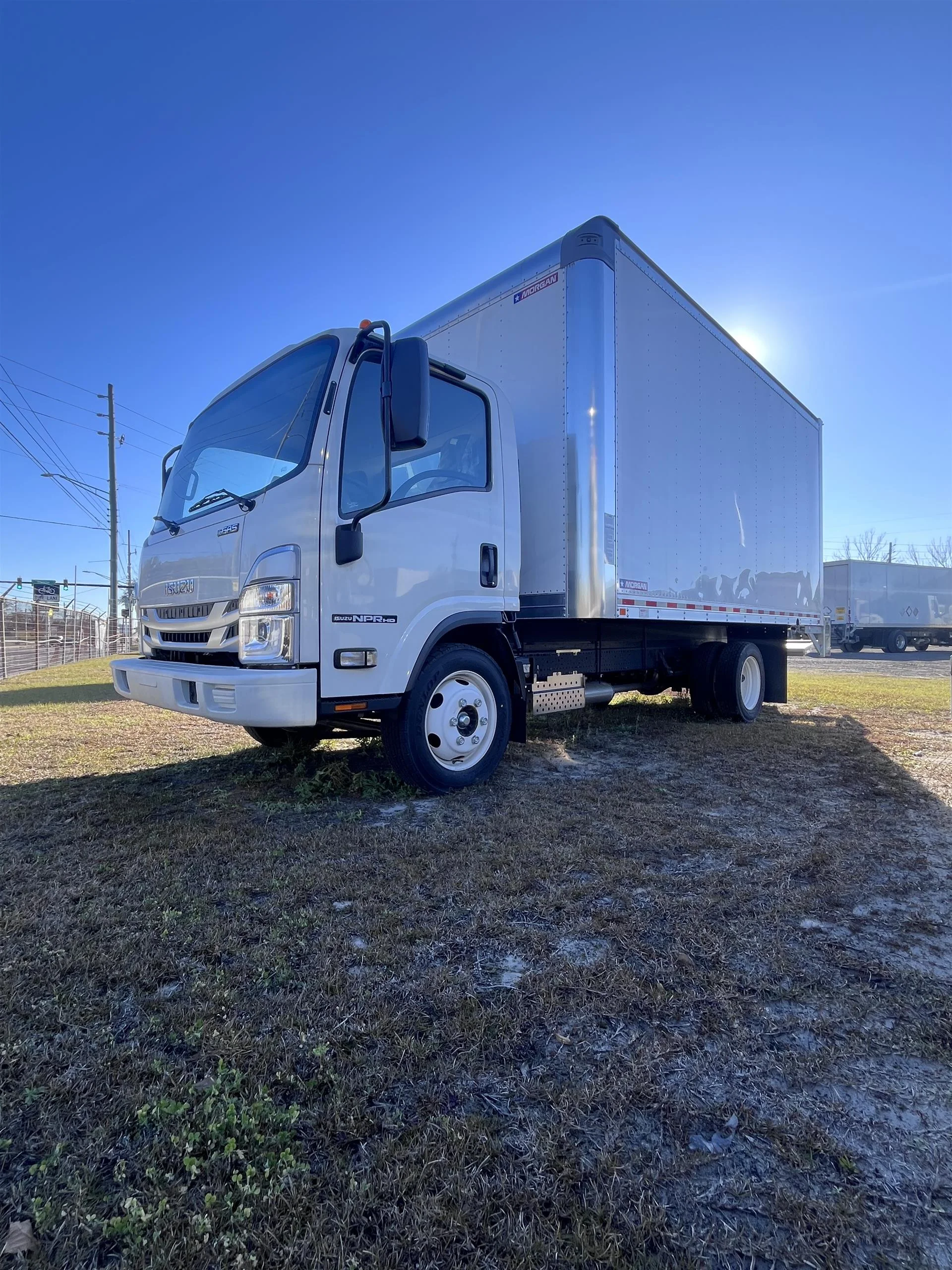 2024 Isuzu NPR in Jacksonville, FL — photo 3