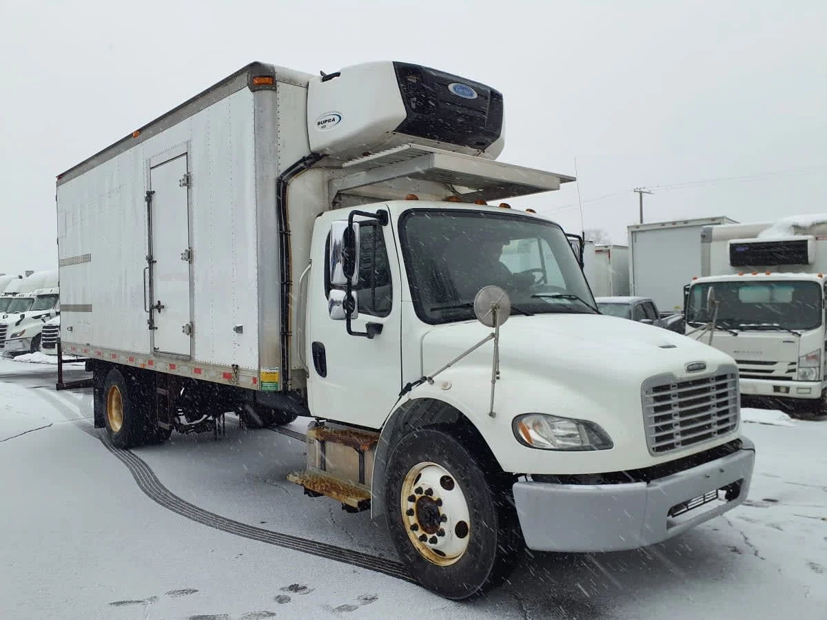 2020 Freightliner M2 106 in Springfield, MA — photo 3