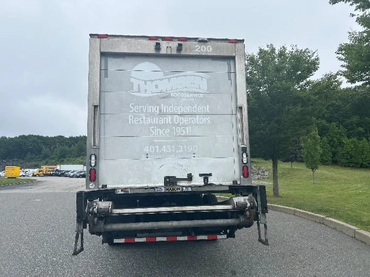 2017 Freightliner M2 106 - image 7