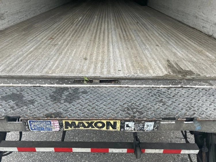 2017 Freightliner M2 106 - image 10