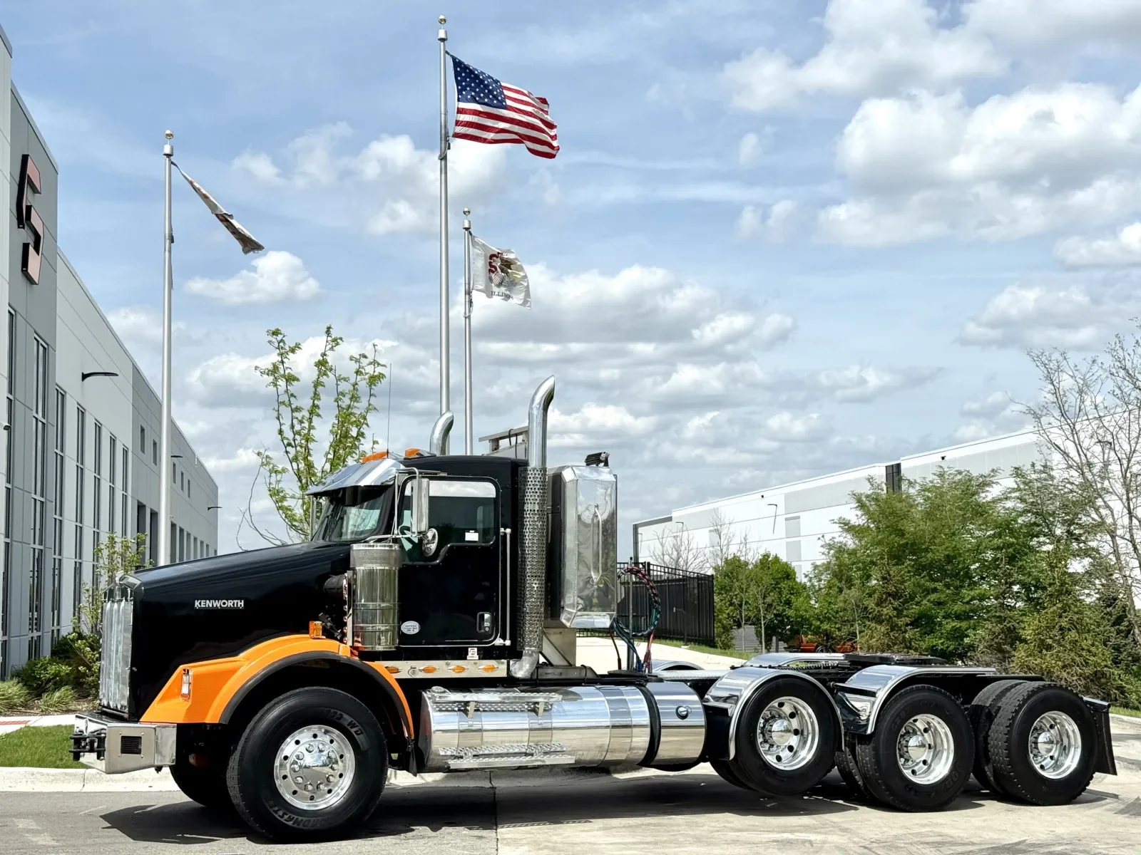 2012 Kenworth T800 in New Lenox, IL