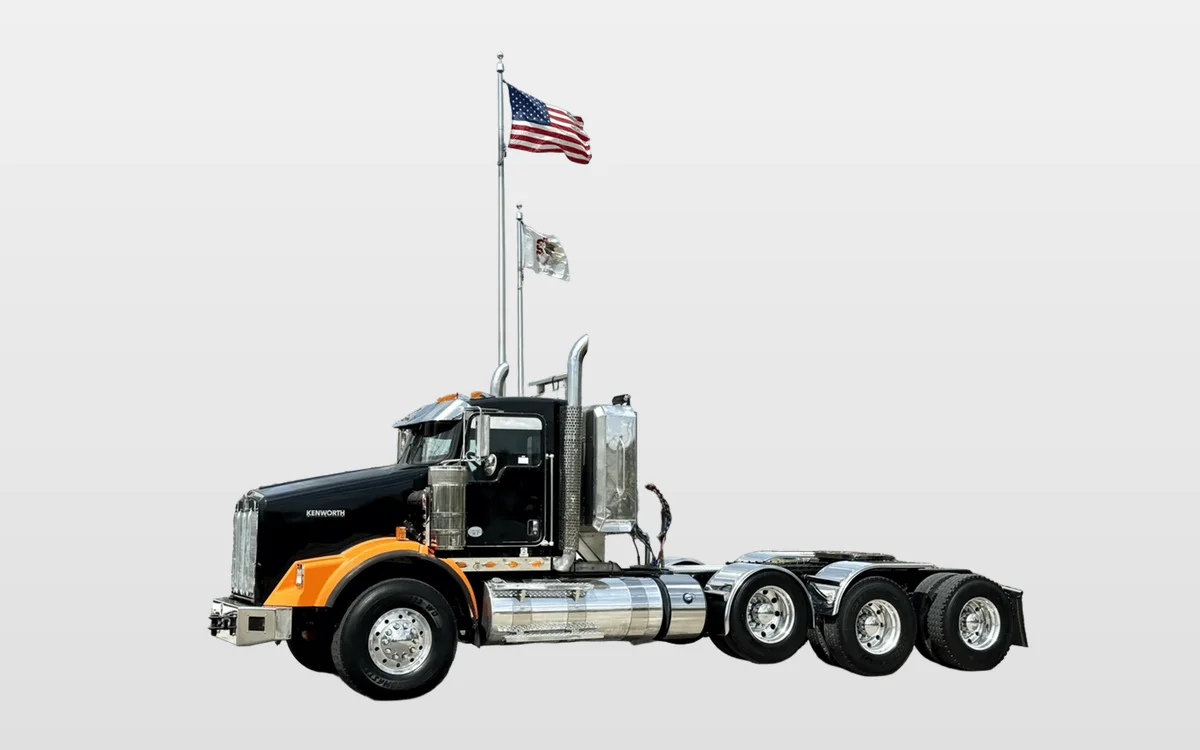 2012 Kenworth T800 - image 1