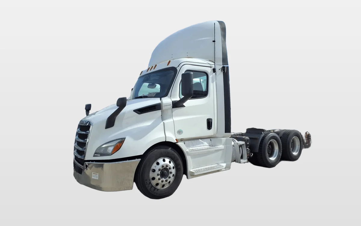 2019 Freightliner Cascadia - image 1