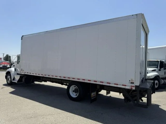 2022 Kenworth T270 — photo 5