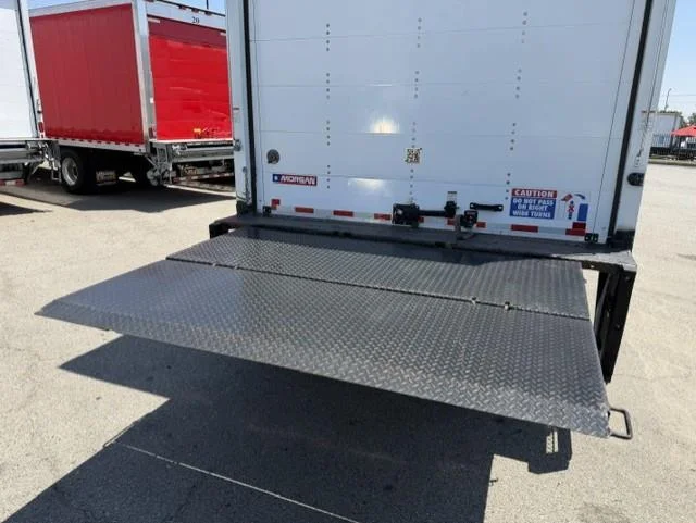 2022 Kenworth T270 — photo 8