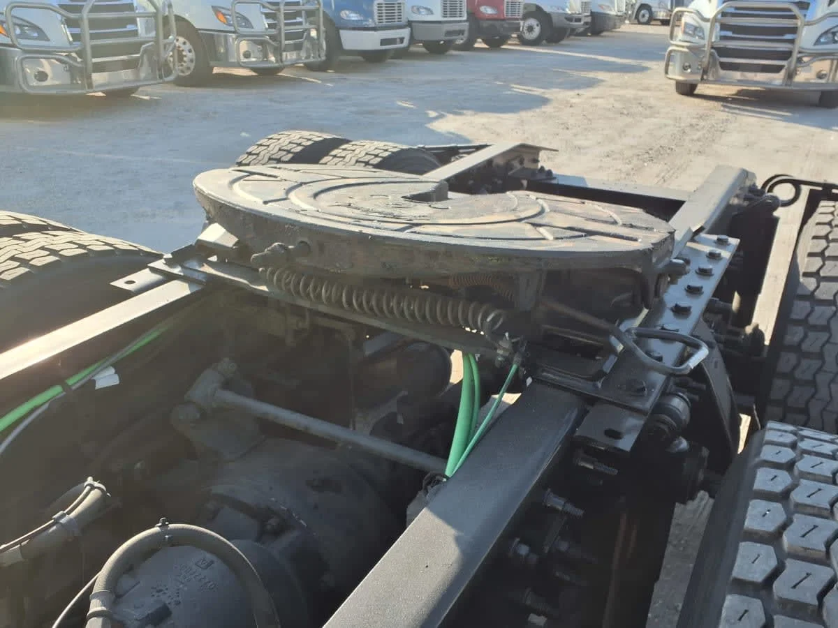 2021 Freightliner Cascadia in Greenville, SC — photo 14
